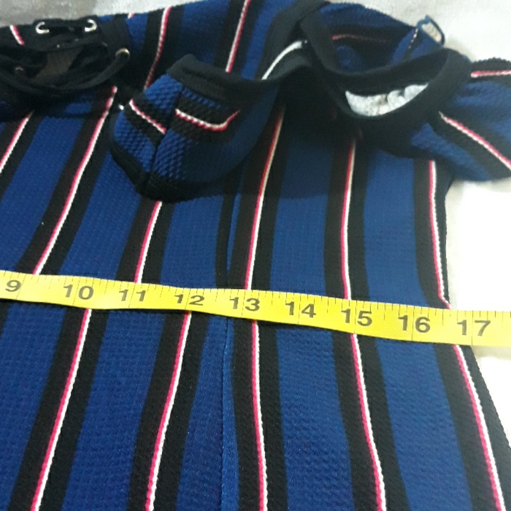XOXO Strip Dress - Picture 6 of 6